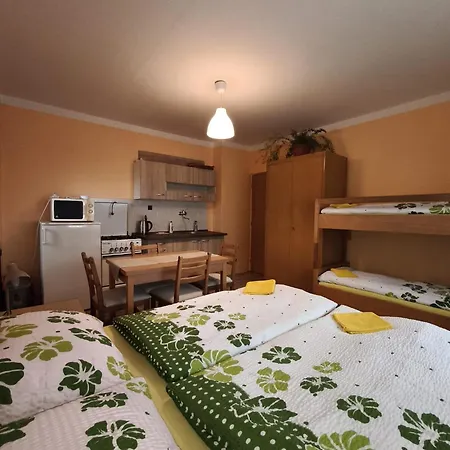 Na Vyhlidce 3*